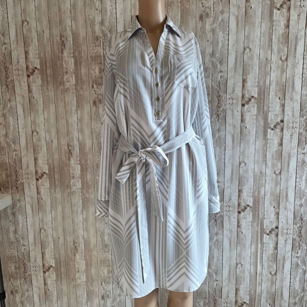 Women's New York & Company Dress Size S Gray & White NWOT